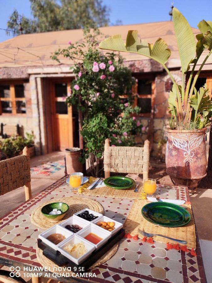 Dar Isselday Bed and Breakfast Tisseldeï Buitenkant foto